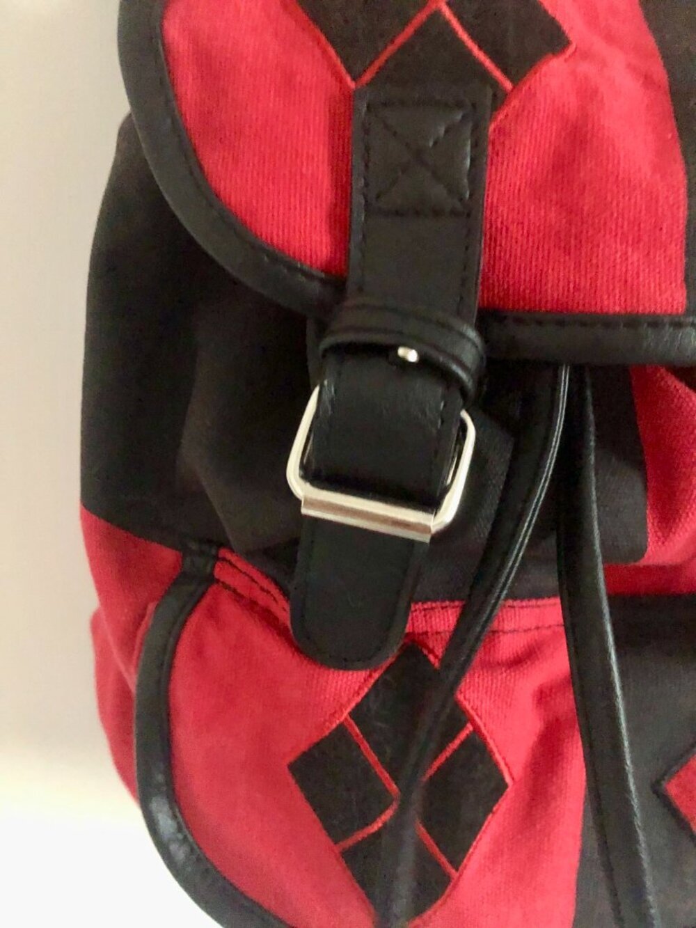 DC Comics Harley Quinn Backpack Rare Suicide Squad Red Black Cosplay 32x30cm - Picture 5 of 15